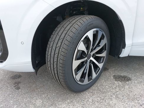 New 2026 Audi Q3 quattro 2.0T AWD/4WD image 36