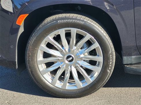 Used 2023 Cadillac Escalade Premium Luxury w/ Performance Package image 11