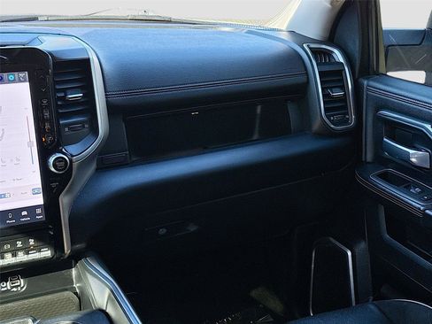 Used 2023 RAM 2500 Laramie AWD/4WD image 25