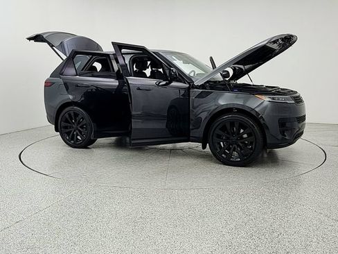 New 2026 Land Rover Range Rover Sport SE AWD/4WD image 10