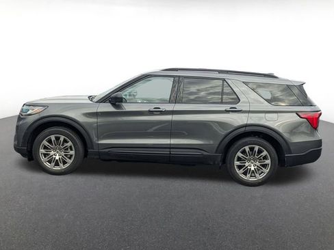 New 2026 Ford Explorer Active w/ Active Comfort Package image 6