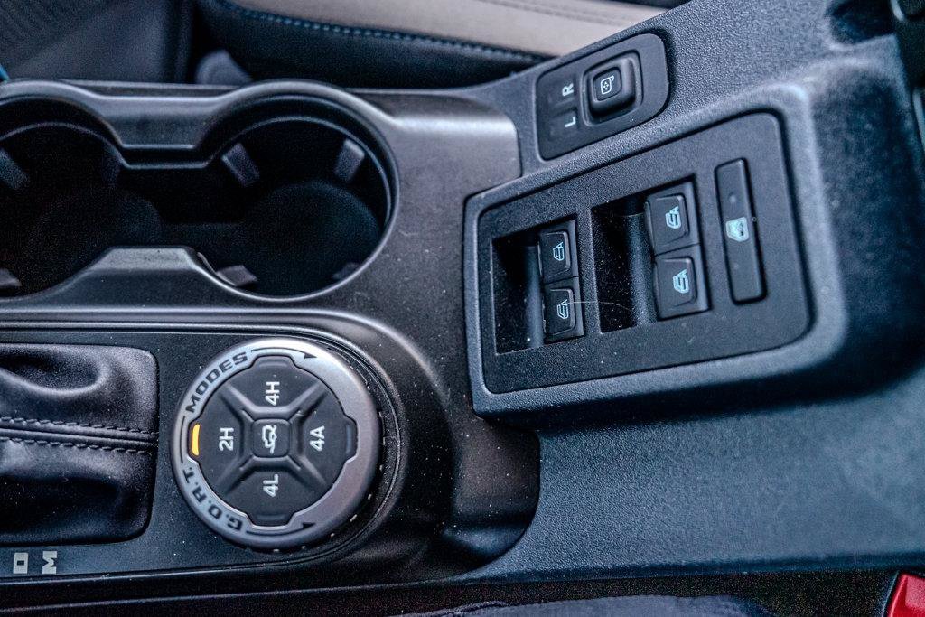 Used 2023 Ford Bronco Wildtrak AWD/4WD image 32