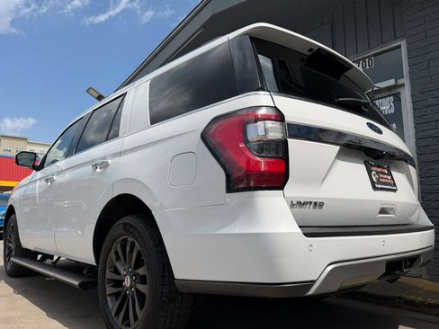 Used 2020 Ford Expedition Limited RWD image 5