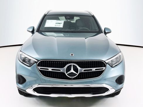 New 2026 Mercedes-Benz GLC 300 image 2