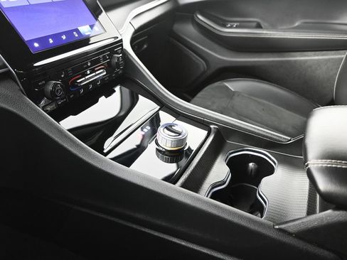 Used 2024 Jeep Grand Cherokee L Laredo image 31