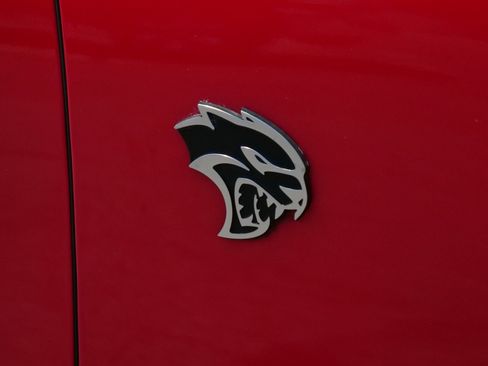 Used 2018 Dodge Charger SRT Hellcat RWD image 8