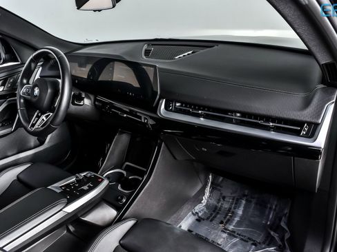 Used 2025 BMW X2 xDrive28i image 24