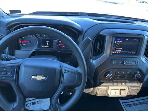 Used 2020 Chevrolet Silverado 1500 Custom w/ Custom Value Package image 11
