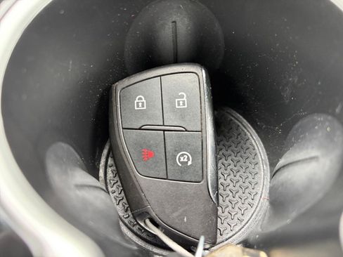 Used 2025 Chevrolet Equinox LT FWD image 21