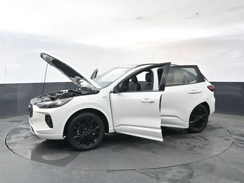 Used 2024 Ford Escape ST-Line Elite w/ Premium Technology Package image 27