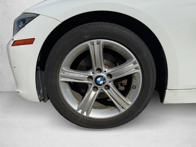 Used 2014 BMW 320i Sedan RWD image 23