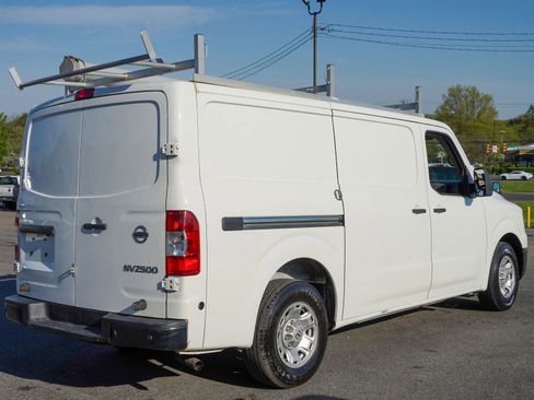 Used 2021 Nissan NV 2500 SV image 6