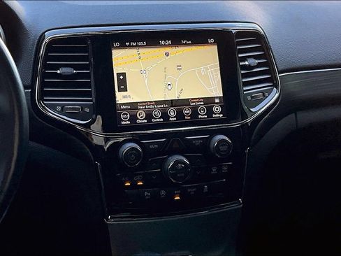 Used 2021 Jeep Grand Cherokee Laredo X RWD image 9