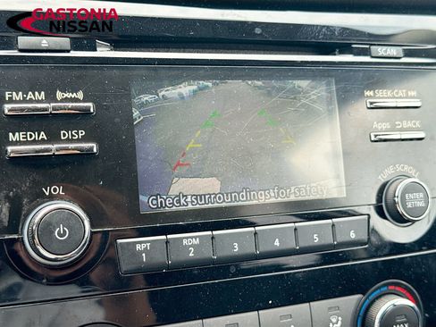 Used 2016 Nissan Rogue S w/ Appearance Package FWD image 17