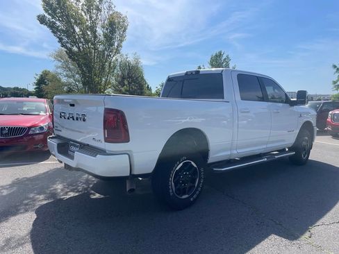 Used 2025 RAM 2500 Laramie AWD/4WD image 7