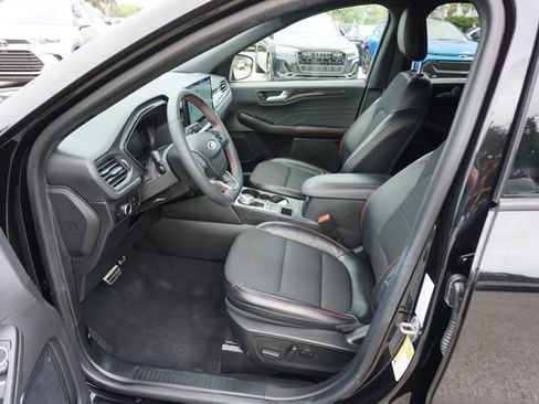 Certified 2023 Ford Escape ST-Line w/ Tech Pack #1 FWD image 25