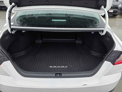 Certified 2025 Toyota Camry LE image 18