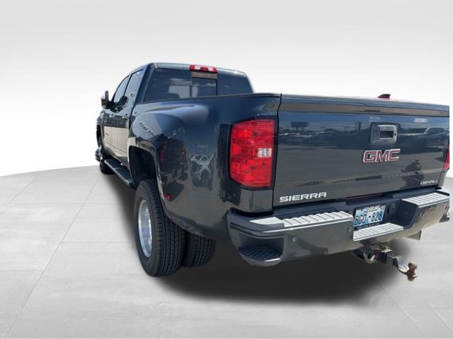 Used 2017 GMC Sierra 3500 Denali w/ Duramax Plus Package AWD/4WD image 4