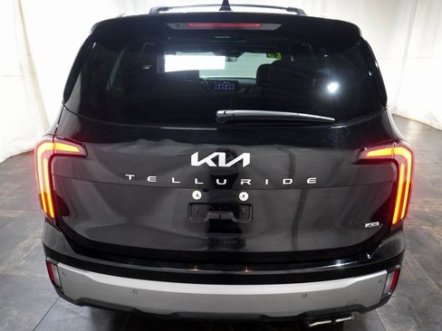 Used 2023 Kia Telluride SX Prestige image 6