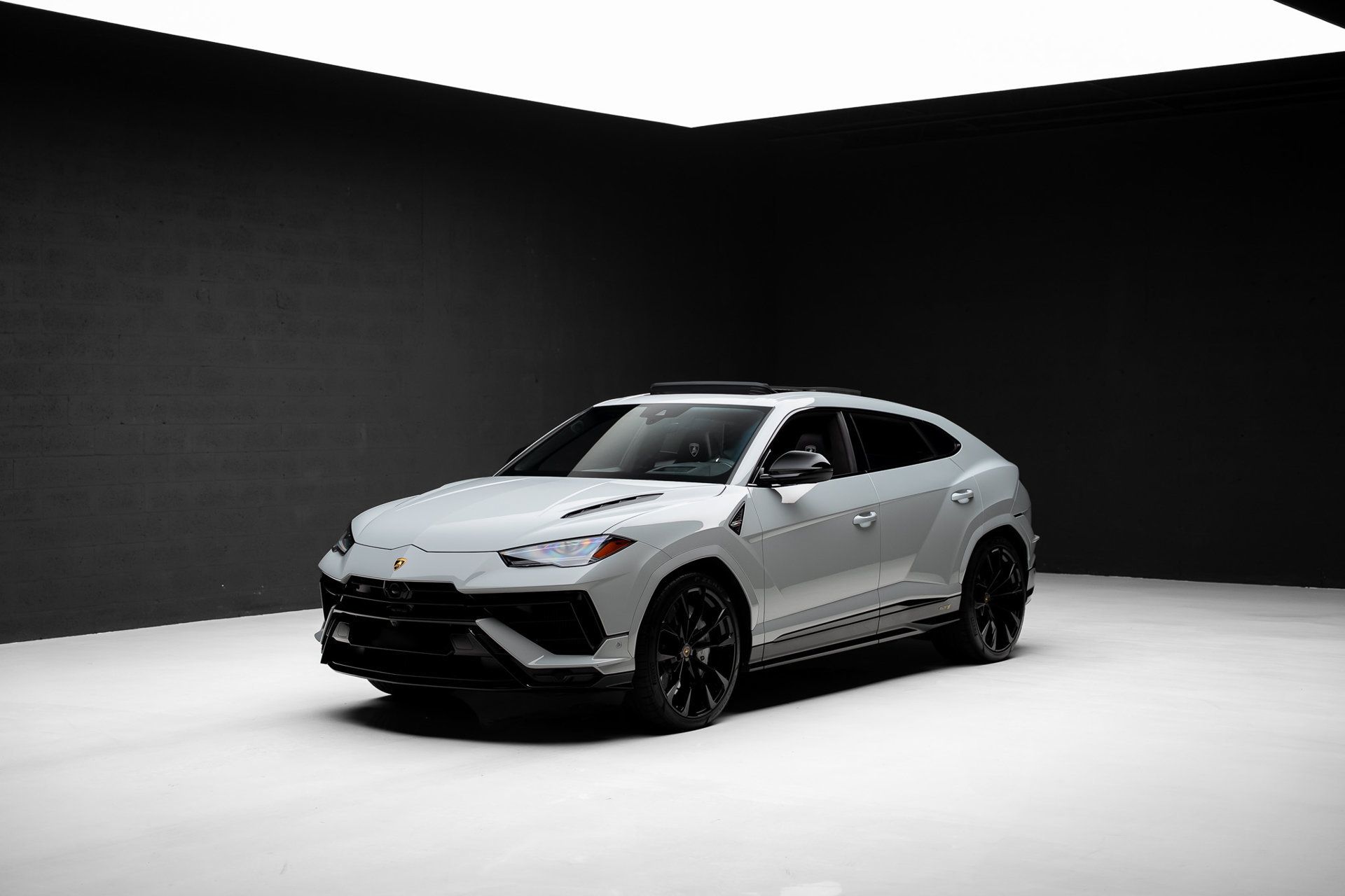 Used 2024 Lamborghini Urus S AWD/4WD image 4
