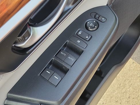 Used 2022 Honda CR-V EX-L image 14