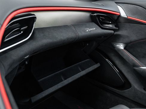 Used 2023 Ferrari Roma image 40
