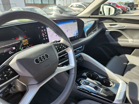 New 2025 Audi Q5 Premium Plus image 11