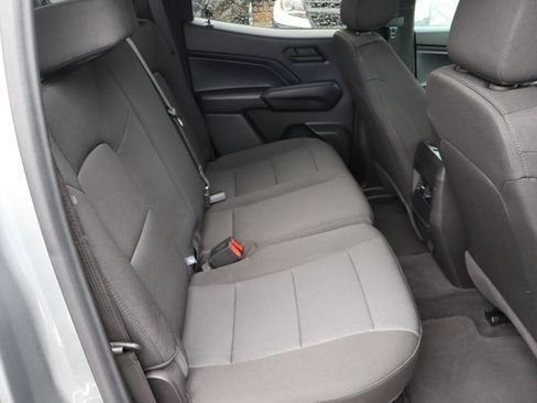 Used 2024 Chevrolet Colorado Trail Boss w/ Technology Package AWD/4WD image 34