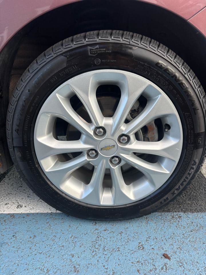 Used 2019 Chevrolet Spark LT FWD image 28