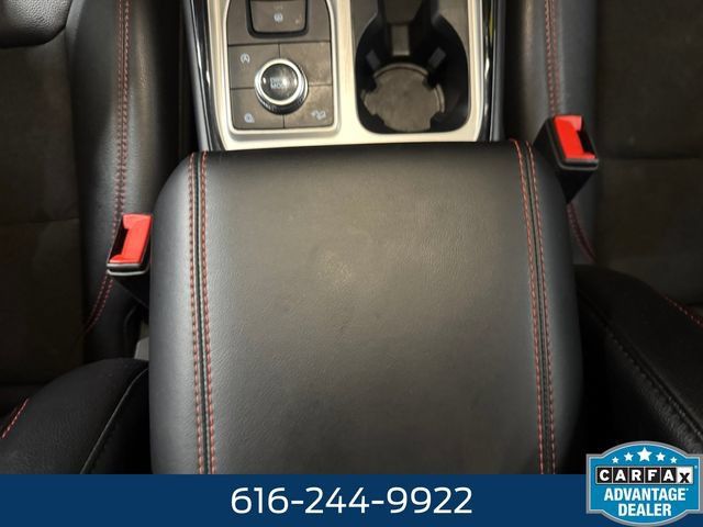 Used 2024 Ford Explorer ST-Line w/ Class IV Trailer Tow Package AWD/4WD image 14