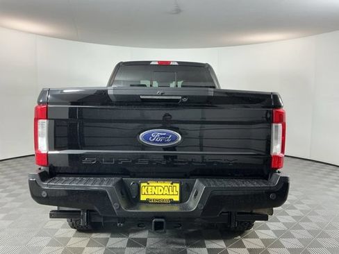 Used 2019 Ford F350 Lariat AWD/4WD image 5