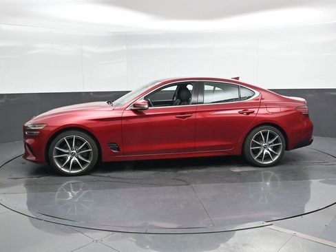 Used 2023 Genesis G70 2.0T image 9