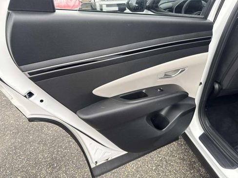 Used 2024 Hyundai Tucson SEL image 17