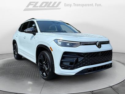 New 2025 Volkswagen Tiguan SE R-Line