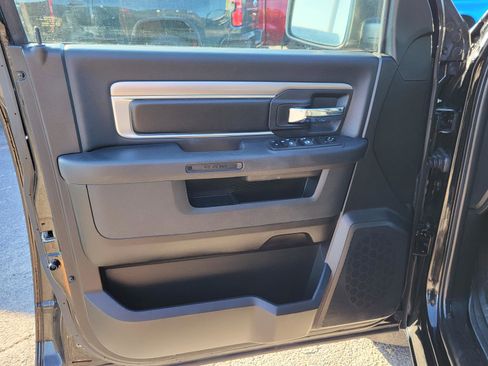 Used 2024 RAM 1500 Classic Warlock RWD image 19
