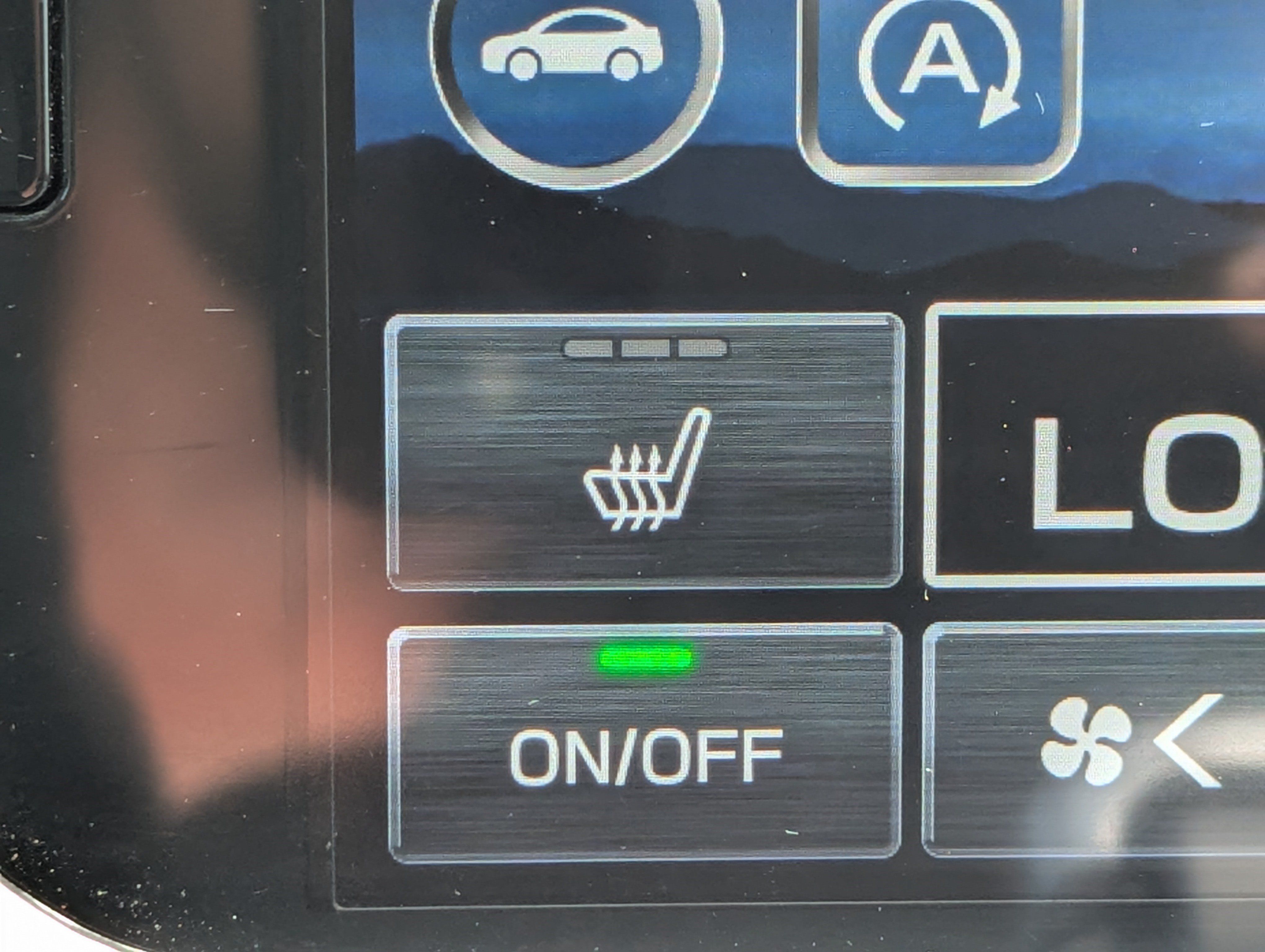Used 2023 Subaru Outback Premium AWD/4WD image 31