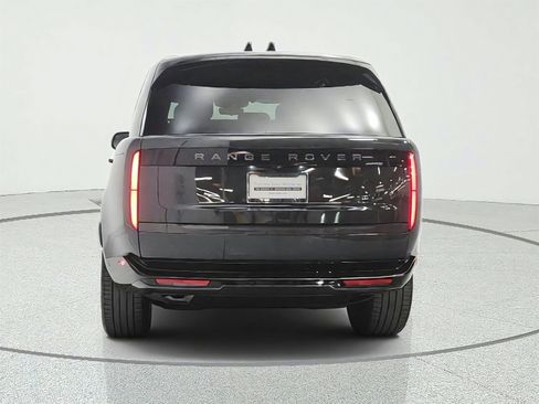 Used 2025 Land Rover Range Rover SE AWD/4WD image 6
