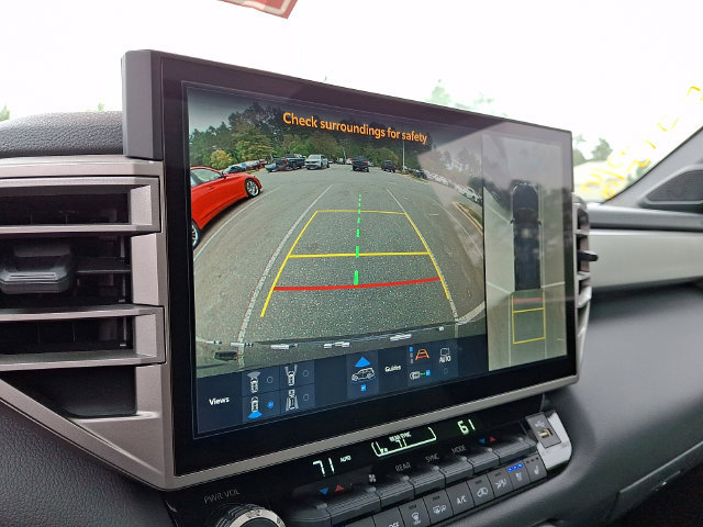 Used 2025 Toyota Sequoia Limited AWD/4WD image 20