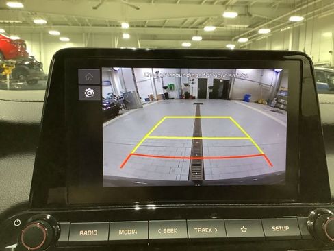 Certified 2023 Kia Forte LXS image 17