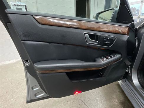 Used 2012 Mercedes-Benz E 350 Sedan image 10