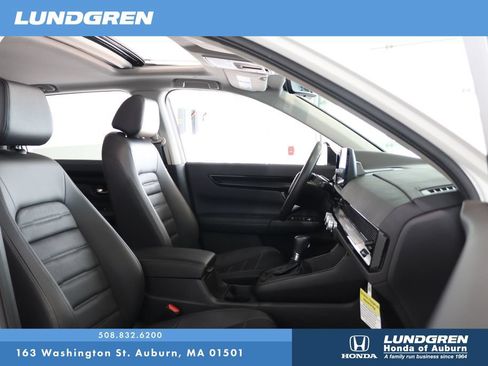 Used 2024 Honda CR-V EX-L image 18