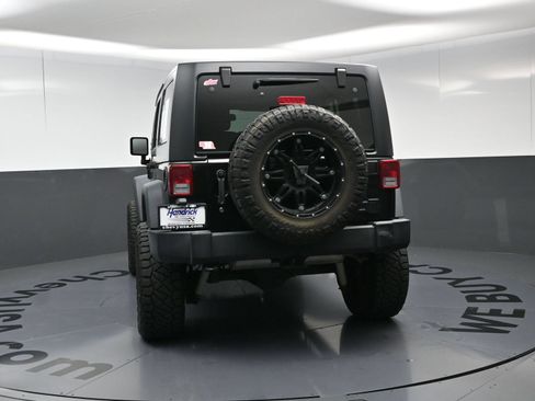 Used 2017 Jeep Wrangler Unlimited Sport w/ Quick Order Package 24S AWD/4WD image 8