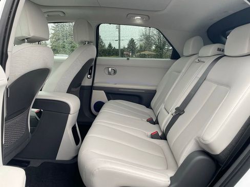 Used 2023 Hyundai Ioniq 5 Limited image 14