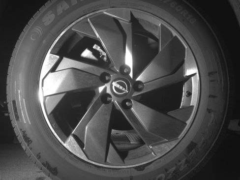 Used 2025 Nissan Rogue SV image 15