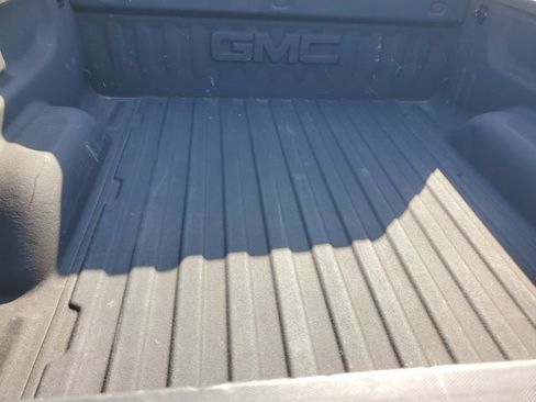 Certified 2015 GMC Sierra 1500 SLT w/ All-Terrain Package AWD/4WD image 7