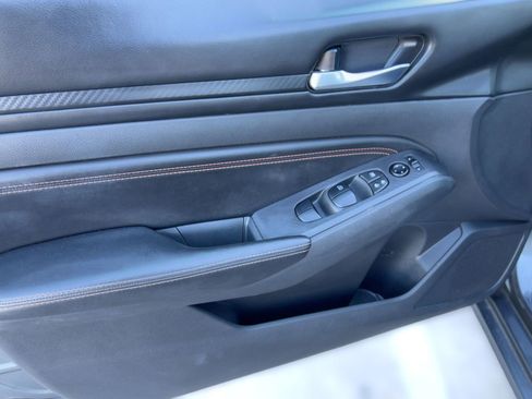 Used 2021 Nissan Altima 2.5 SR image 12