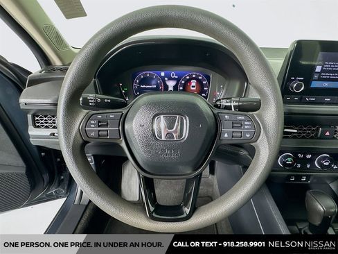 Used 2023 Honda Accord EX image 11