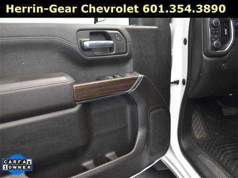 Used 2022 Chevrolet Silverado 1500 LT image 11