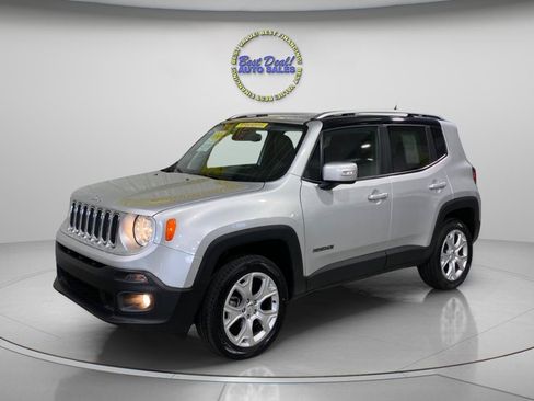 Used 2018 Jeep Renegade Limited w/ UConnect 8.4 Nav Group AWD/4WD image 1