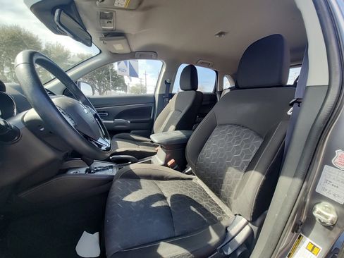 Used 2021 Mitsubishi Outlander Sport SE image 7